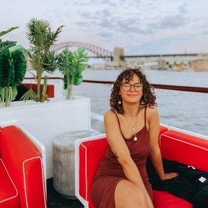 Meet your Posher, Tanika